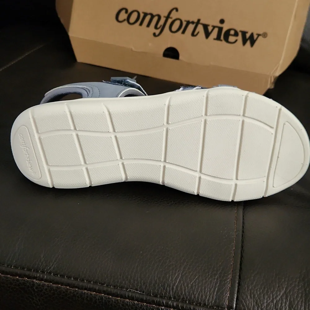 Scandals - Picture 2 of 8